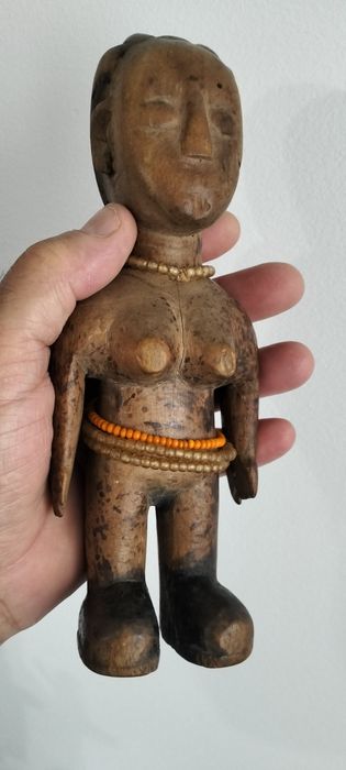 Arte africana - estatueta e como cerimonial