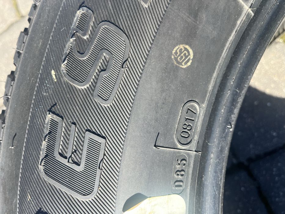 Opony Bridgstone 255/70R18
