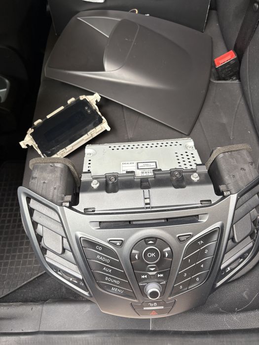 Продам магнітолу ford fiesta 2016 фієста магнитола форд фиеста
