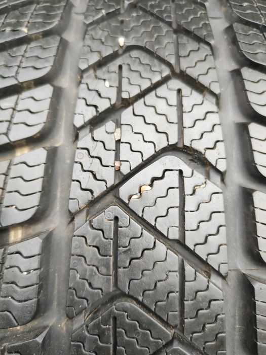 1szt DEMO Pirelli Sotto Zero 3 205/60/16 96H Seal 8mm 2018rok