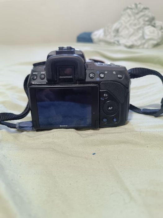 Vendo câmera Sony alfa 550, com lentes 4.5 - 5.6/ 70 - 300