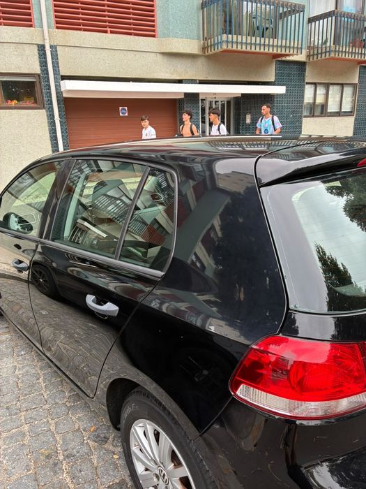 Volkswagen Golf VI 1.6 TDI 90 cv — photo 5