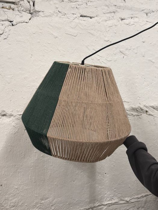 Плетений абажур (люстра) у стилі Boho / Eco — двоколірний дизайн