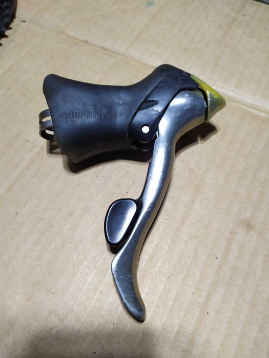 Shimano 105 klamkomanetka szosowa ST-5500 R 9Speed Polecam