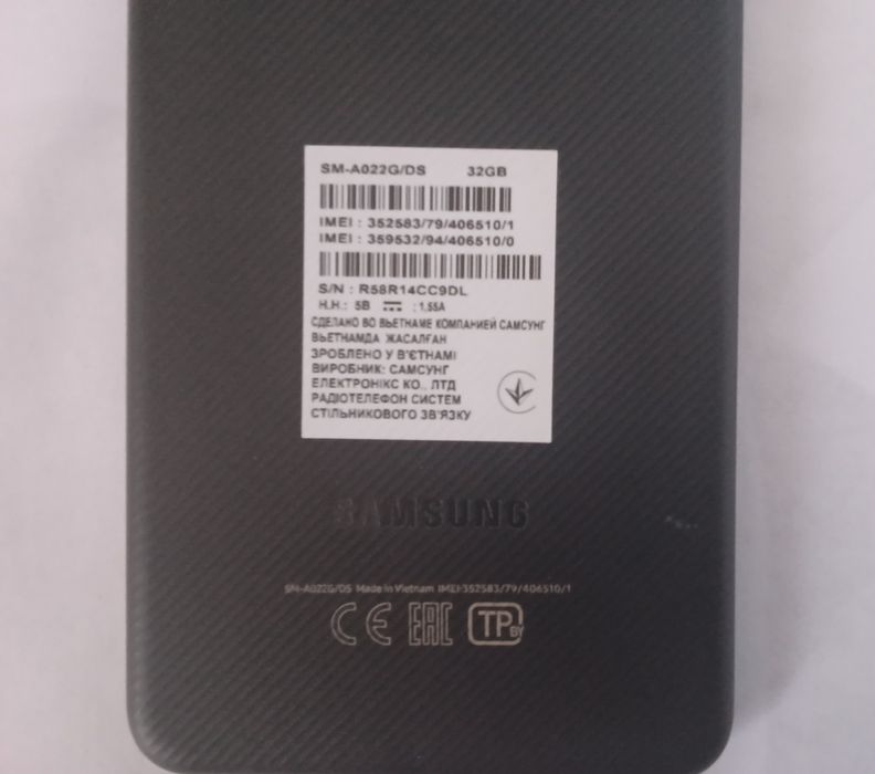 Смартфон Samsung Galaxy  SM-A022G/DS) в модификации на 32 ГБ памяти,б/у,в отличном состоянии