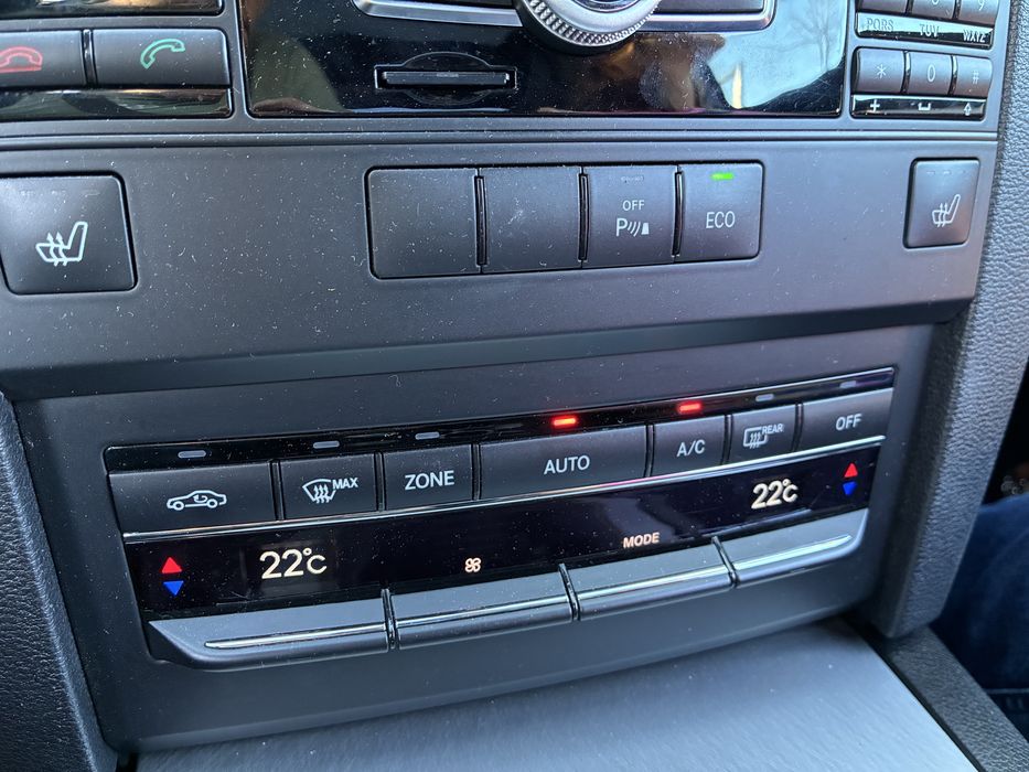 Mercedes-benz E220 Coupe AMG