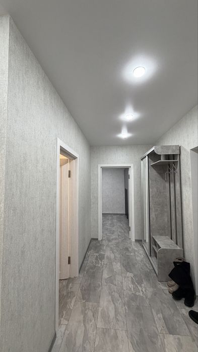 Сдам шикарную двухкомнатную квартиру в Новострое Капитан !!!