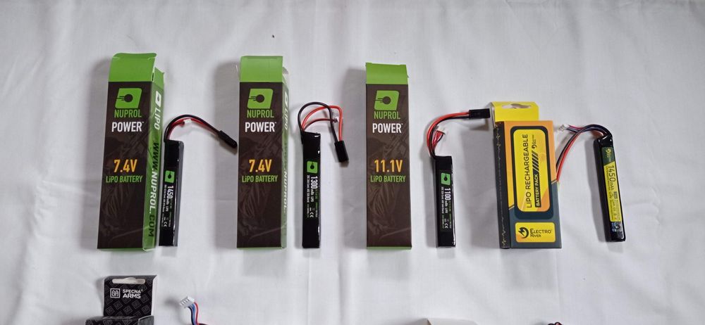 Balanciador carregador de/ e baterias Lipo NOVO