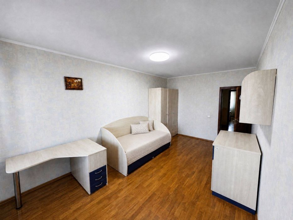 Продаж 3-кімнатної квартири на Бориса Гмирі 1/2 Позняки Осокорки
