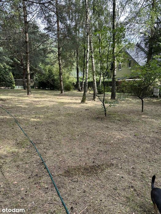 Działka budowlana 1380 m² w atrakcyjnej lokalizacji Bartolin 4d