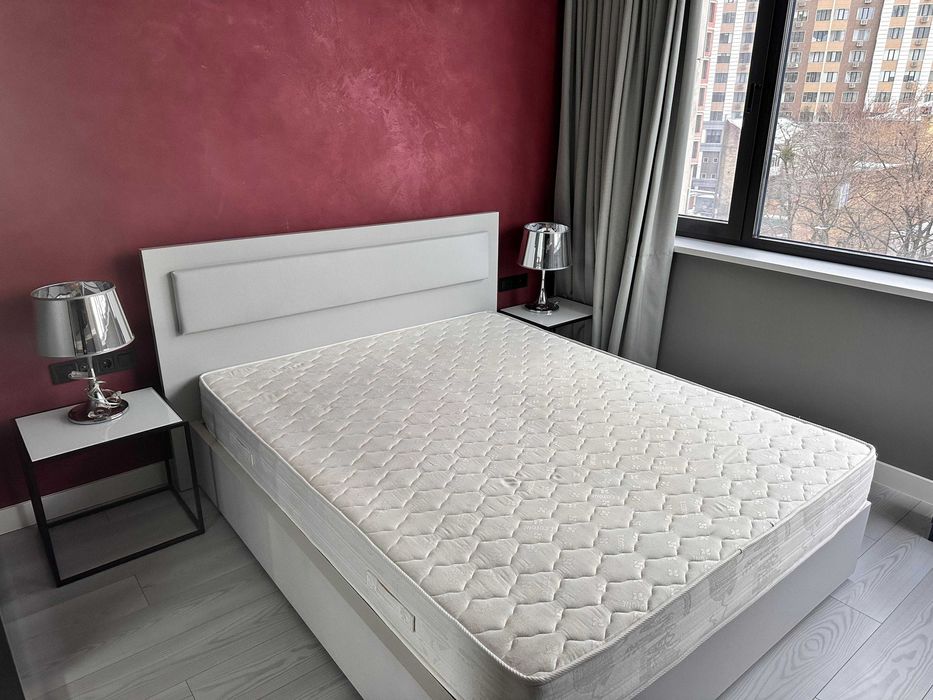 Здам затишну  3-х кімнатну квартиру ЖК Chicago central house