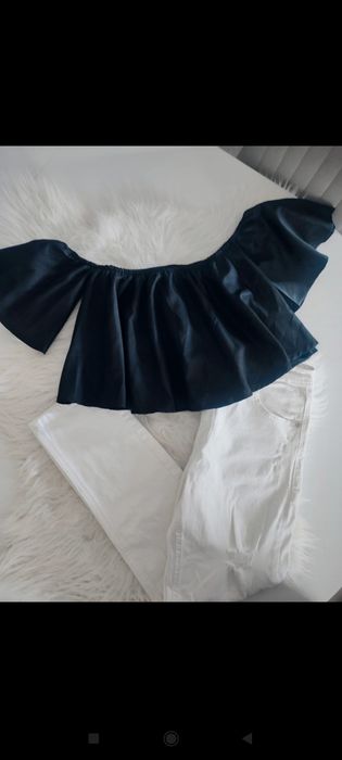 Czarna bluzka hiszpanka uni