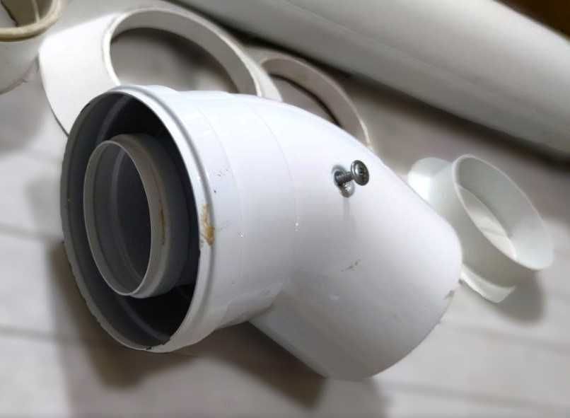 Коаксіальний Горизонтальний димохід газового котла ø 60/100 мм. 0.8 м.