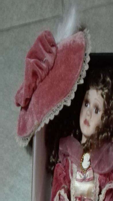 Boneca de porcelana (grande)