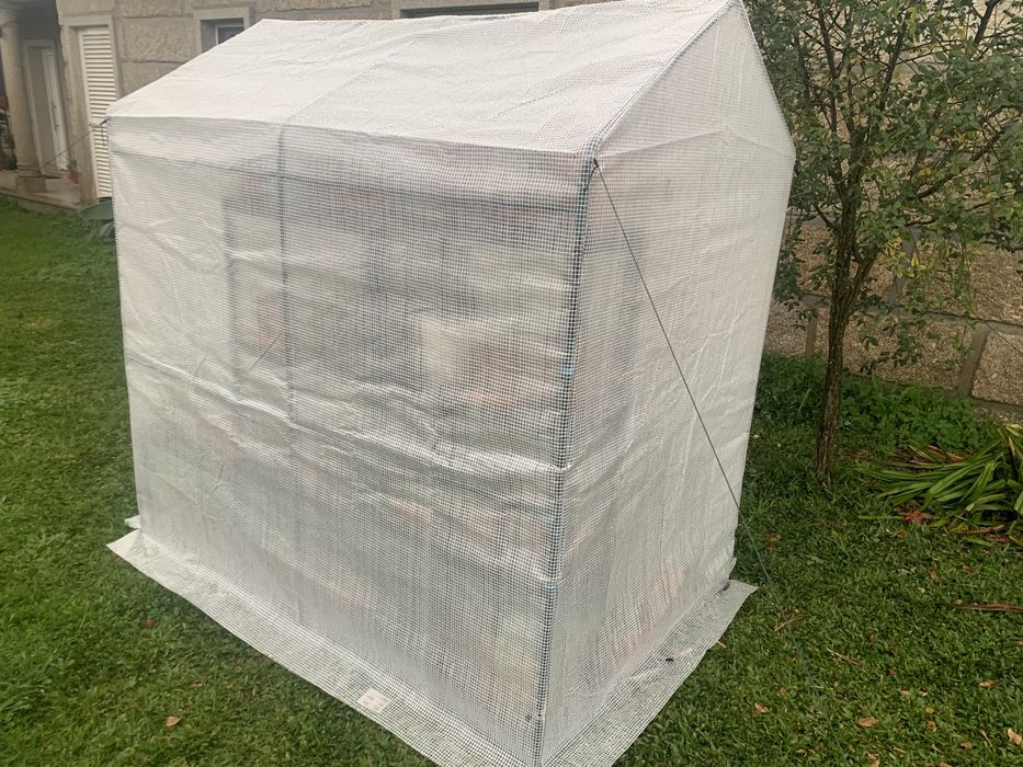 Estufa jardim para cultivo flores.