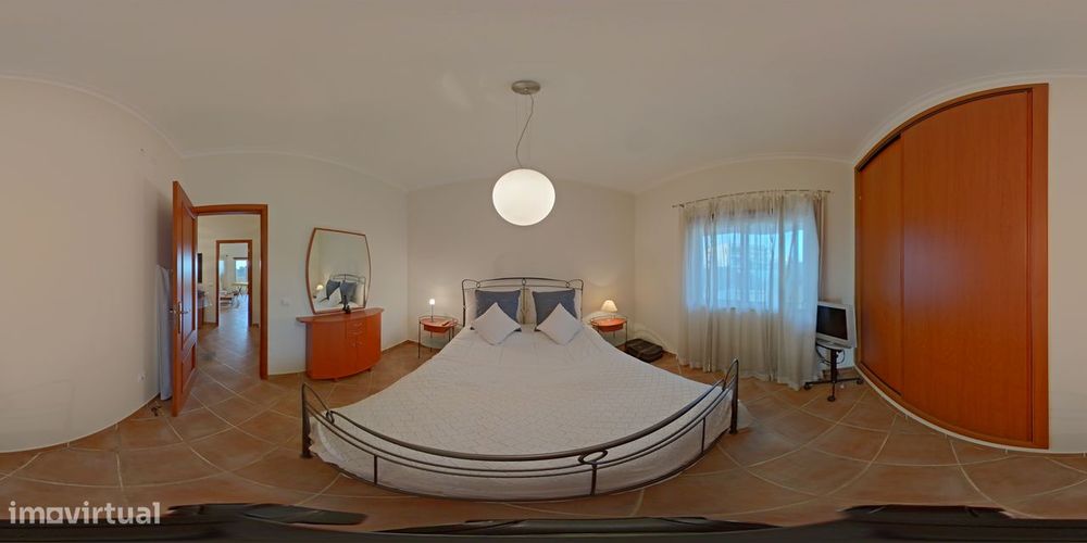Apartamento T1 no condomínio " Casa da Praia" com piscina e garagem a