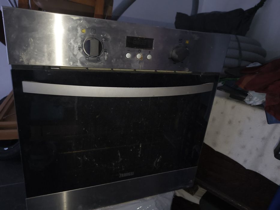 Forno Zanussi usado