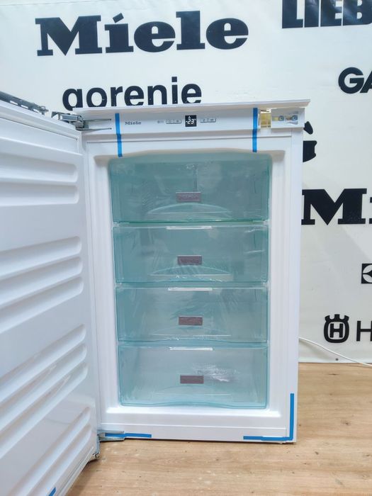 MIELE™FN32202i. ТОП! Вбудована морозильна камера. 2022. Germany