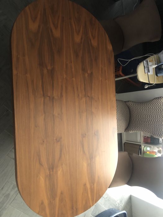 Mesa de jantar de Madeira