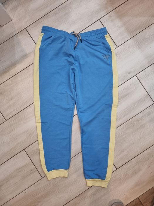 Spodnie dresowe Wawa 48 Nowe