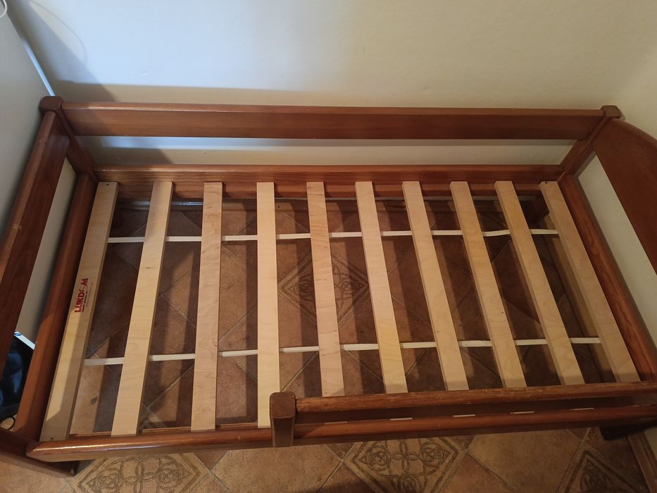Łóżko dziecięce drewniane 140/70