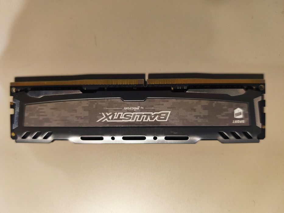 Pamięć RAM DDR4 Crucial Ballistix Sport LT 8GB 2400MHz CL16