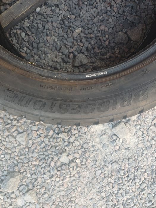 Пара зимових шин Bridgestone 255/50 R20
