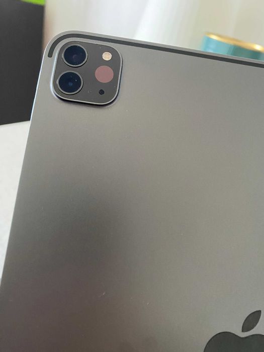 Ipad pro 11”(256GB) - 2ª geração.