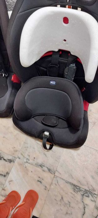 2 cadeiras infantis auto