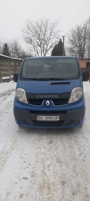 трансфер на бусі рено трафік