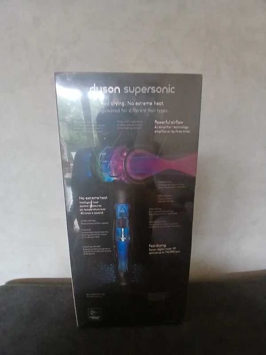 Inteligentna suszarka do włosów Dyson HD08