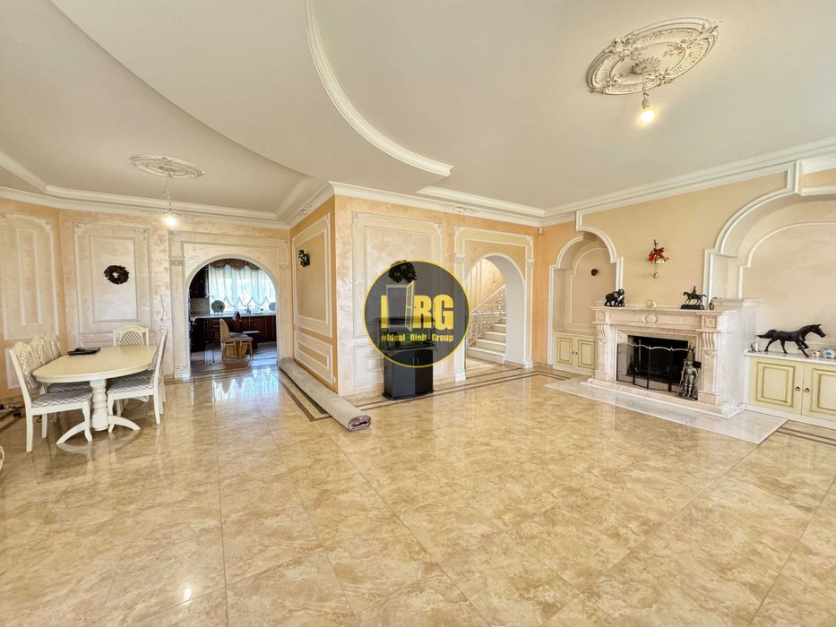 БЕЗ%, Дом 572м², 20 соток, 6 комнат, ул. Пролесковая, Белогородка