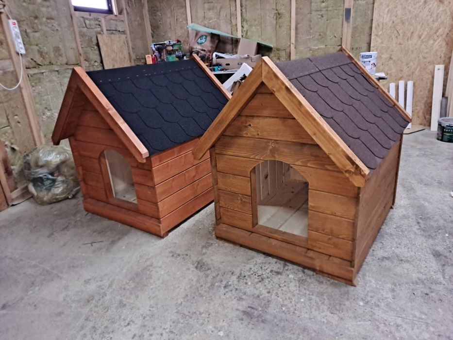 Buda dla małego psa bez tarasu,  ocieplana