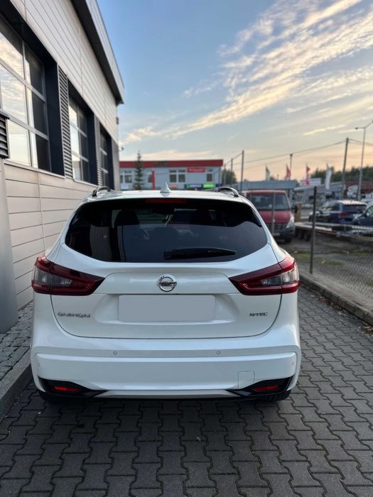 Nissan Qashqai      2020