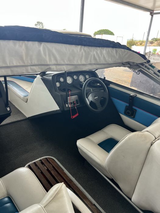 Barco Rinker 181