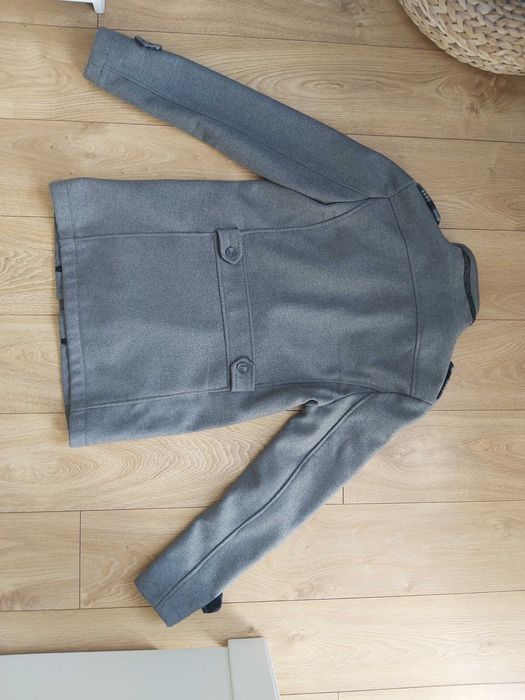 Modny męski płaszcz jesień Carry M