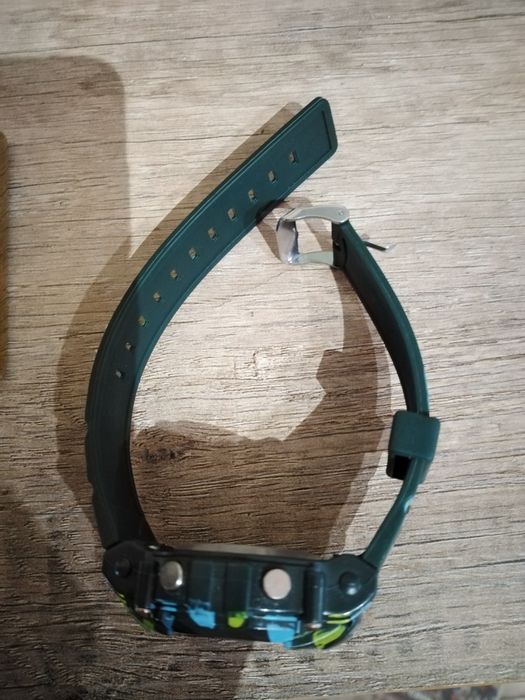 Vendo o relógio como novo