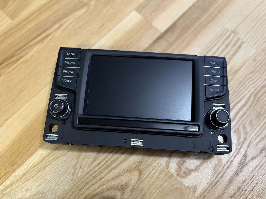 Дисплей 6ʼʼ MIB2 MQB Passat Golf Jetta 3G0919605 H Оригінал +рамка