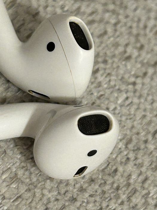 ORYGINALNE Słuchawki douszne APPLE AirPods 2 Biały A2032