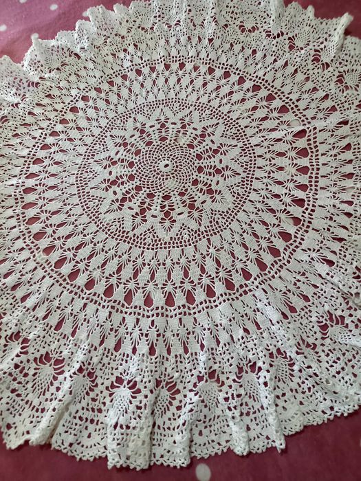 Toalha de renda feita à  mão