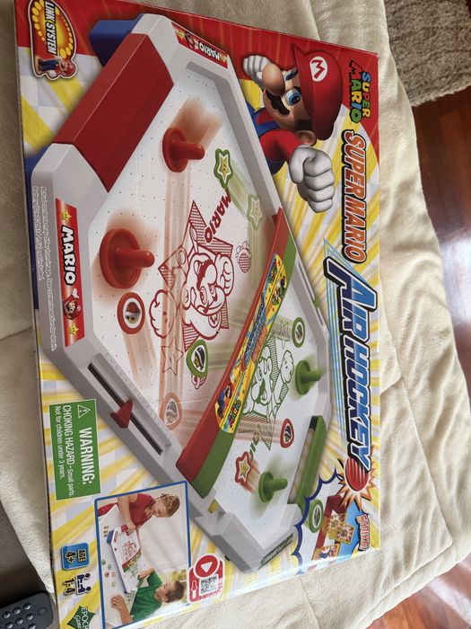 Super mario Air hockey
