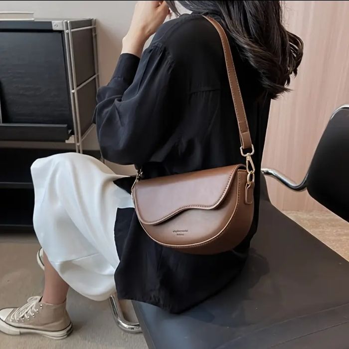 Stylowa Torebka Saddle Bag-Kolor czekoladowy