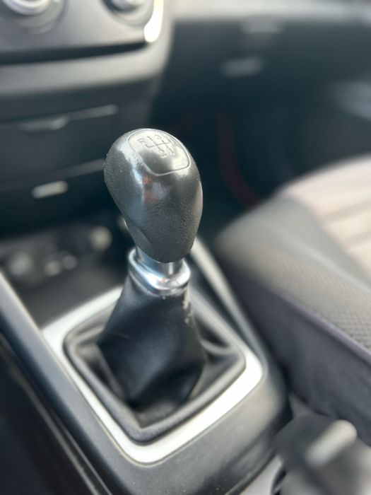 Kia Ceed 2009 червона