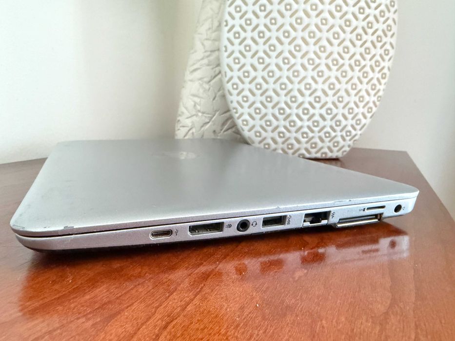 HP EliteBook 820 G3|Ecran 13"|i7-6600u|16Gb Ram|Ssd 256Gb|Leve & Fino|