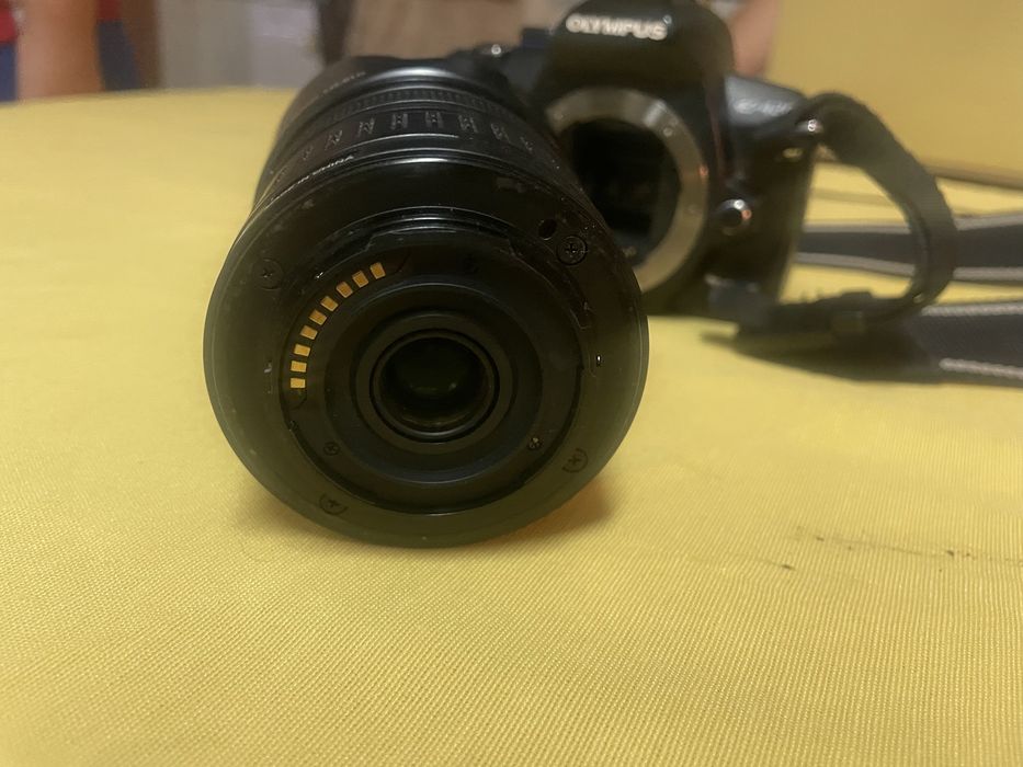 Maquina fotografica - olympus E-420