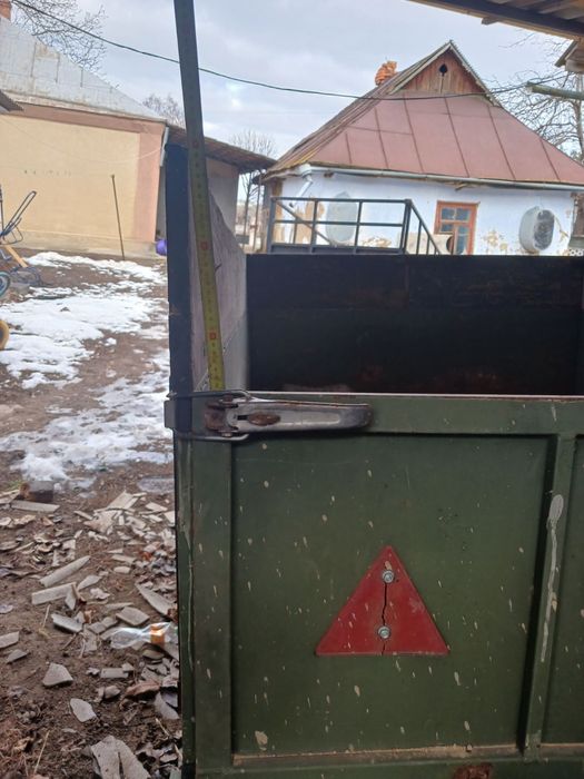 Стоїть без потреб