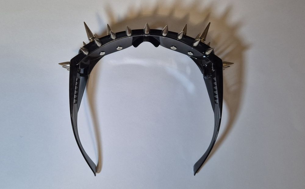 Сонцезахисні окуляри зі шипами (унісекс)