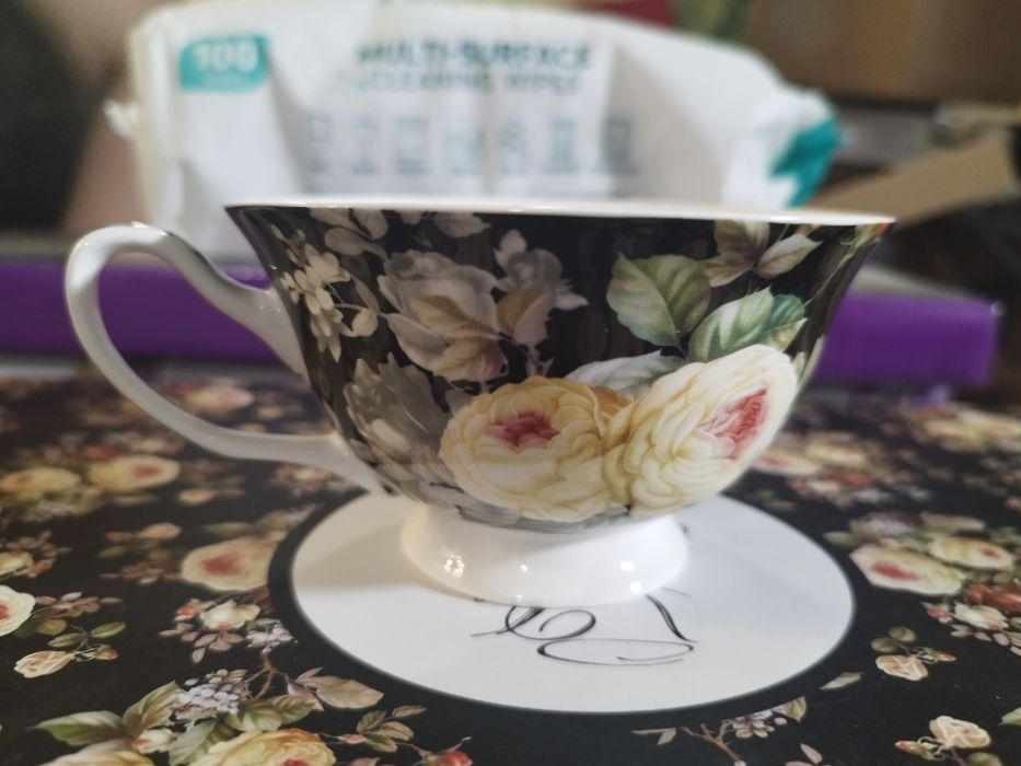 Zestaw filiżanek 6+6