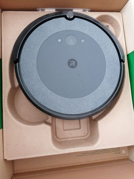 iRobot Roomba Combo i5 - odkurza i mopuje