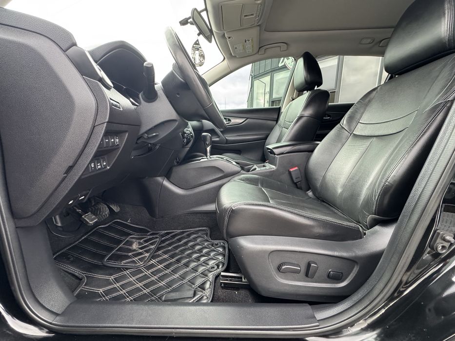 Продам Nissan Rogue SL